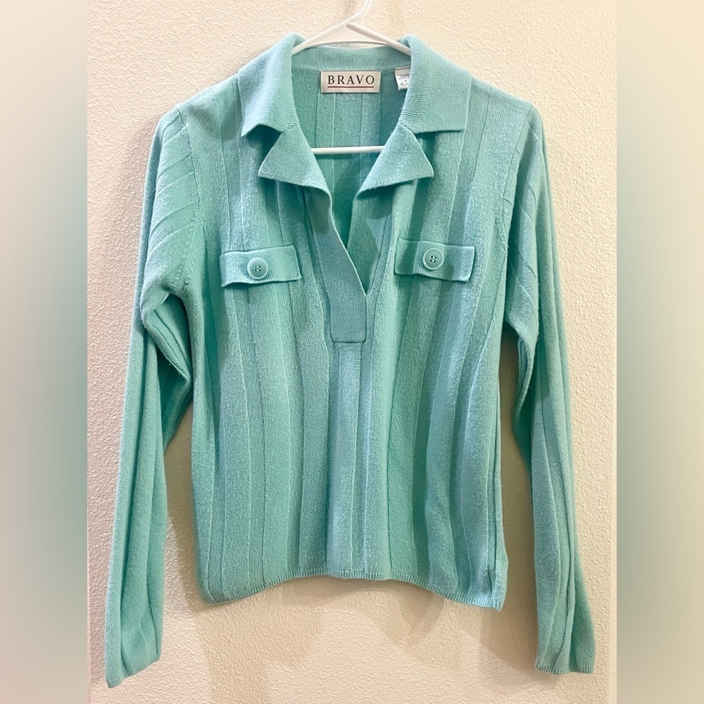 ⭐️Vintage 80s- 90s Bravo Sweater Size M Seafoam Collared Vertical Green Blue